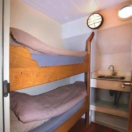بوتيل Lounge Ship *
